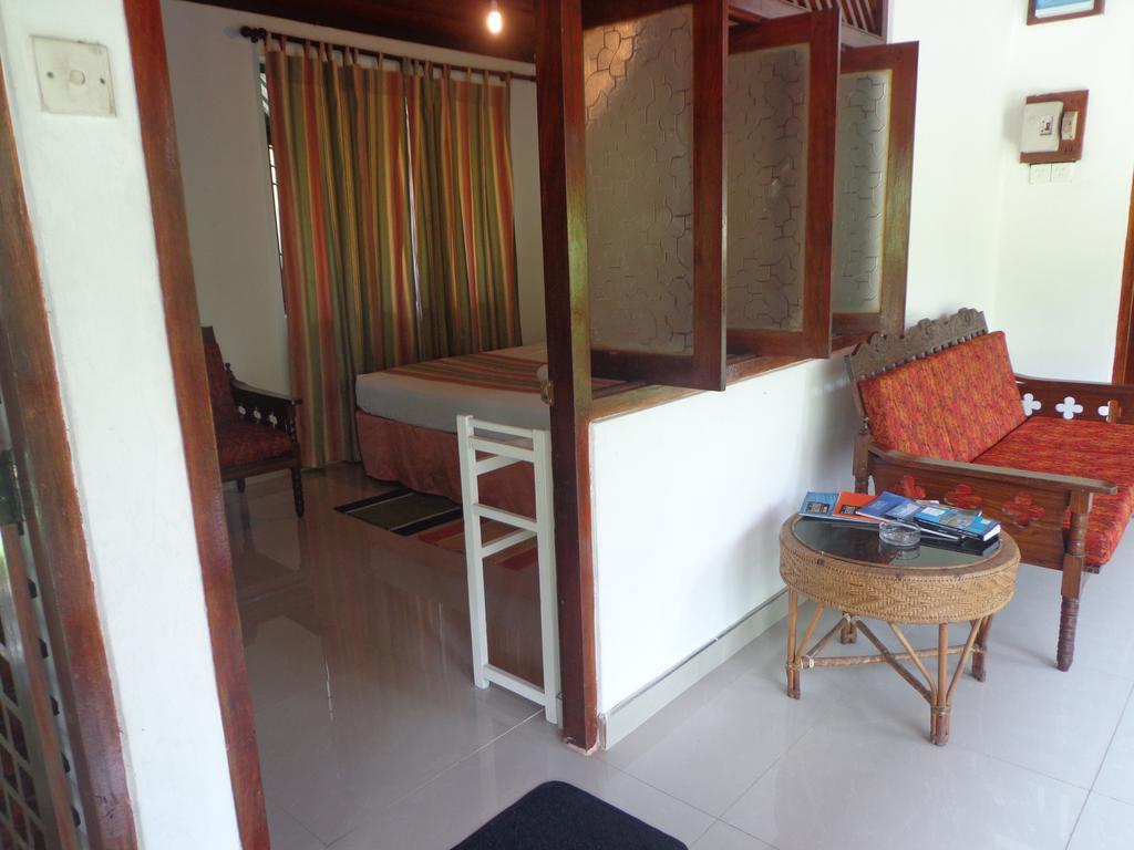 Brown'S Edge Residence Galle Extérieur photo