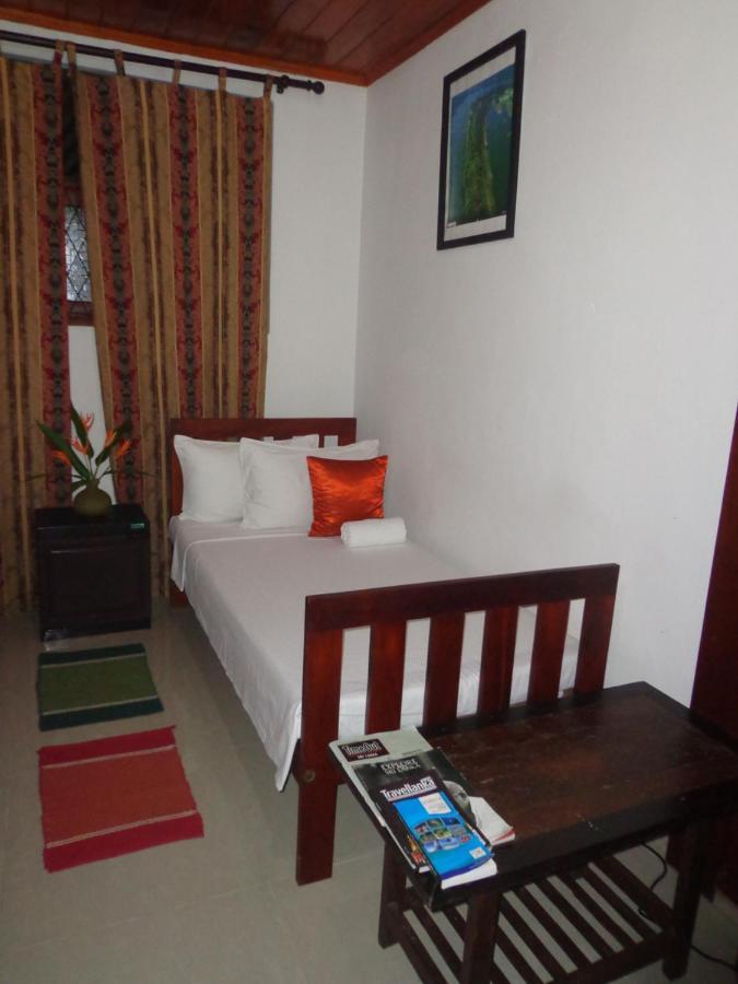 Brown'S Edge Residence Galle Extérieur photo